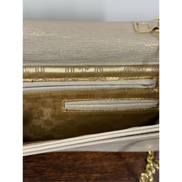 Vegan gold w/gold chain shoulder/clutch purse NWOT - Picture 7 of 7